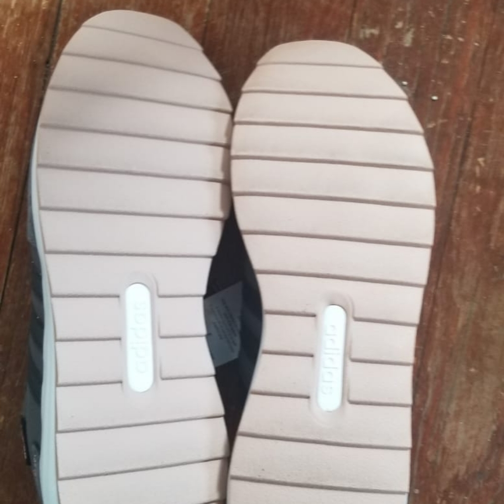 Adidas retrorun sneakers